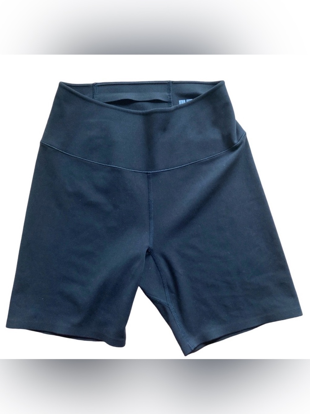 Uniqlo Airism Biker Style Shorts XS 24-25” Waist Black Back Inside Waist Pocket